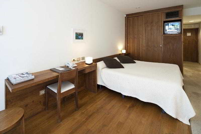 Fuente Acena Hotel Boutique ควินตานิลยา เด โอเนซิโม ภายนอก รูปภาพ